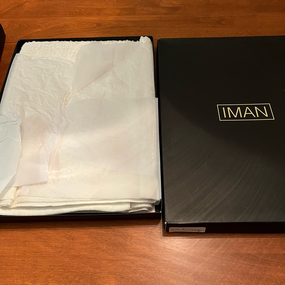 IMAN Global Chic Allover Sequin Wrap/Scarf White, new in box